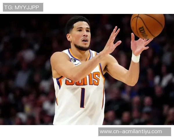 布克半场表现抢眼助力球队进攻贡献9分5板2助正负值全队最高